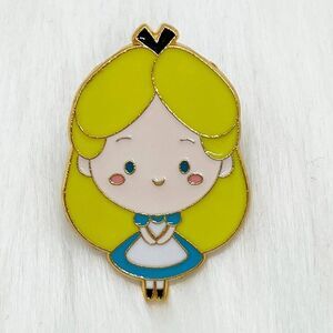 🔮 5/$25‎ Disney Alice in Wonderland Cutie Pin
